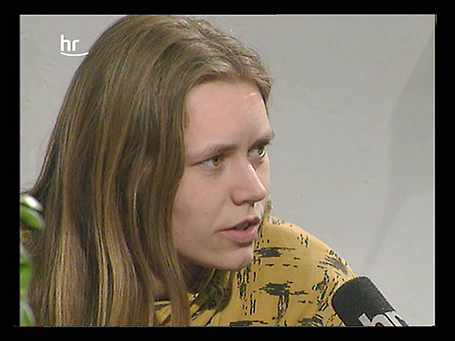 Uta Rüchel 1990, Interview zur Eröffnung eines damals so genannten Dritteweltladens in einem besetzten Haus in Berlin © Horizonte, HR Fernsehen / Screenshot